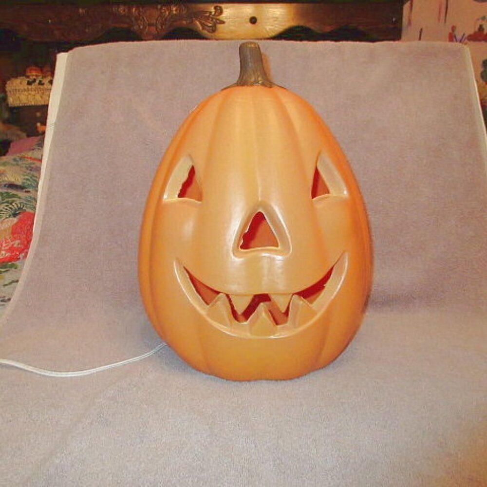 Vtg Halloween Blow Mold Light-Up Jack O Lantern Pumpkin XL 16" Yard Home Decor - Picture 2 of 12